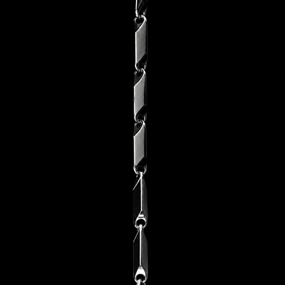 Black Bamboo Bracelet (20 cm)