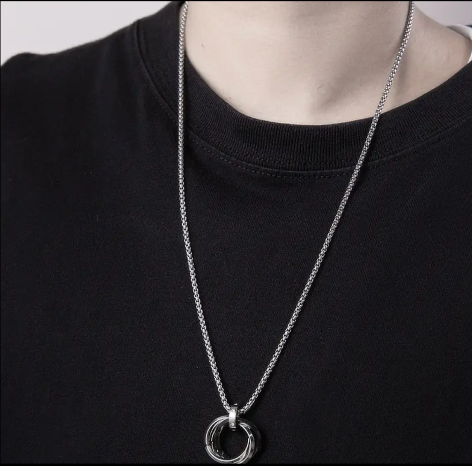 Men's Stainless Steel Interlocking Rings Pendant – Waterproof