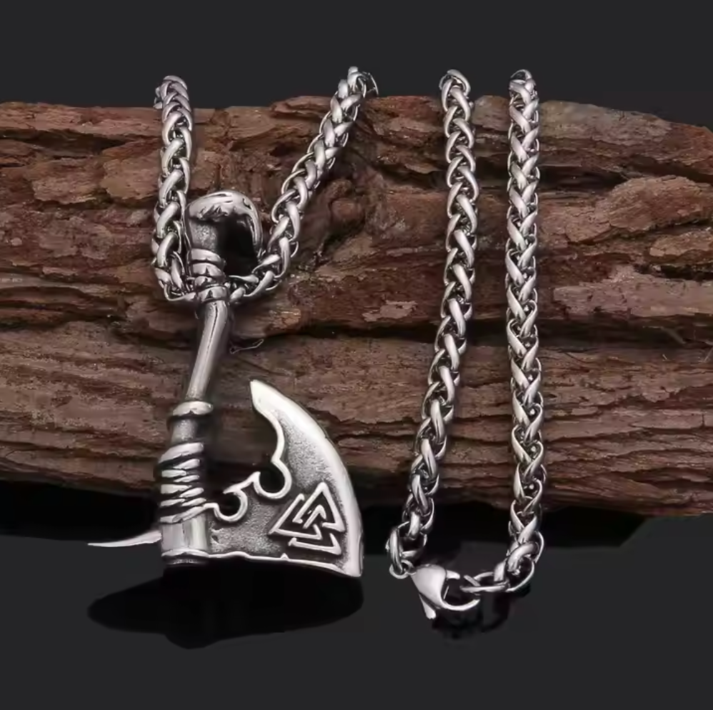 The Leviar Axe - THE STERLING FORGE