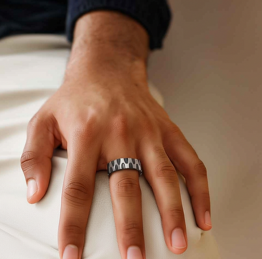 Wave Edge Ring