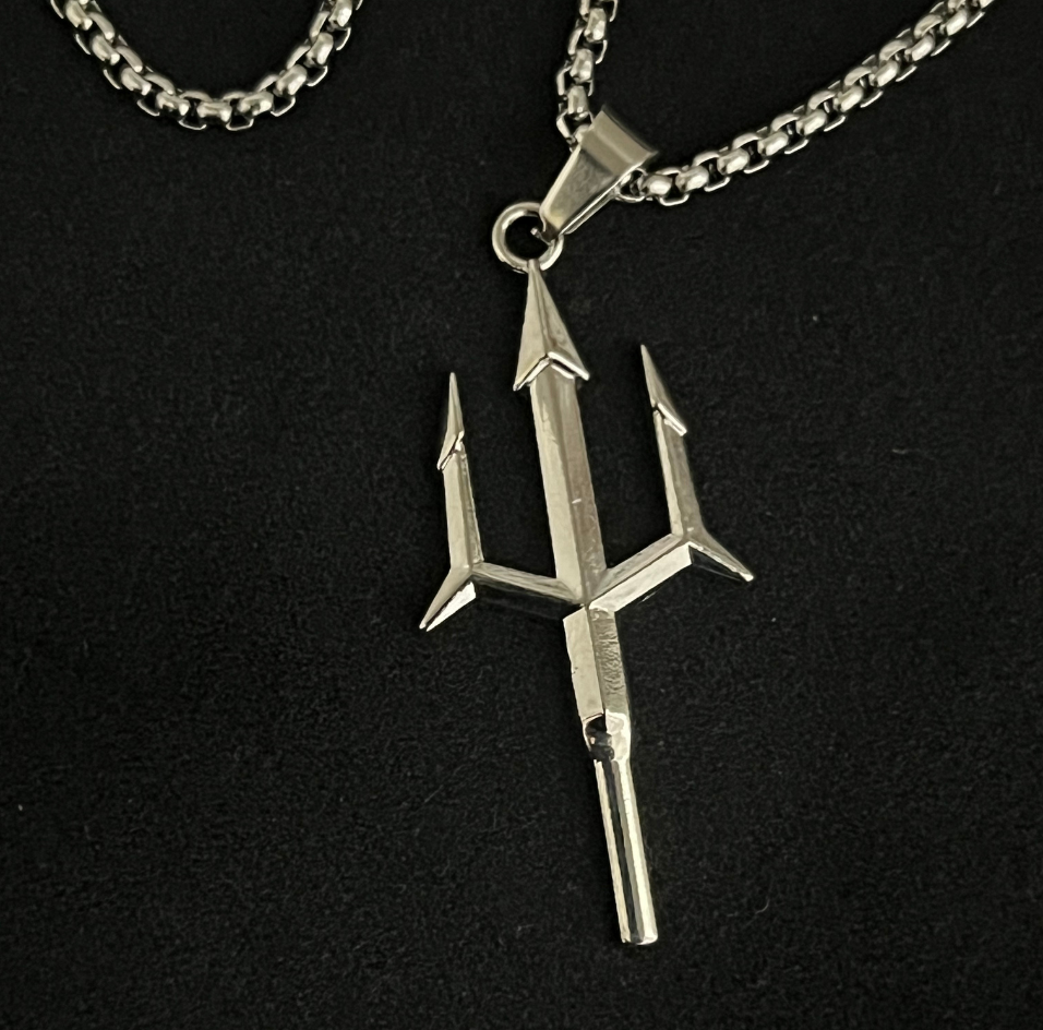 The Trident Pendant