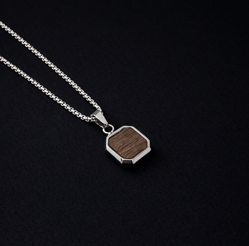 The SquareWood Pendant