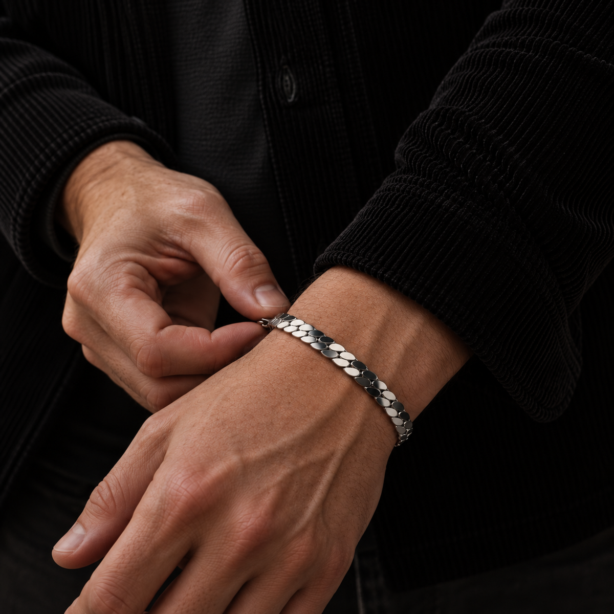 The MonoLink Bracelet (20 CM)