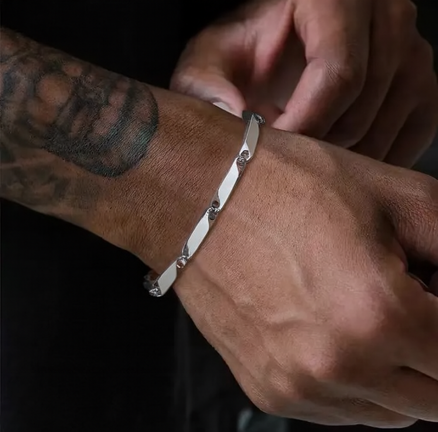 The Vertex Bracelet- (20 CM)